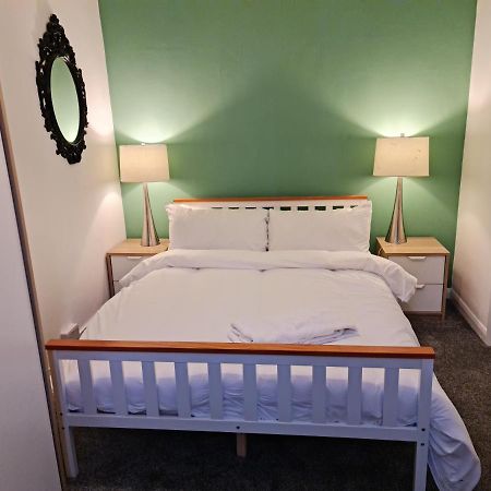 Elegant 1-Bedroom Apartment In Camden Town London Kültér fotó