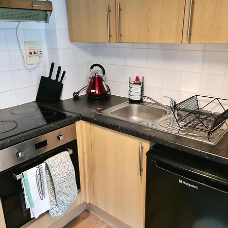 Elegant 1-Bedroom Apartment In Camden Town London Kültér fotó