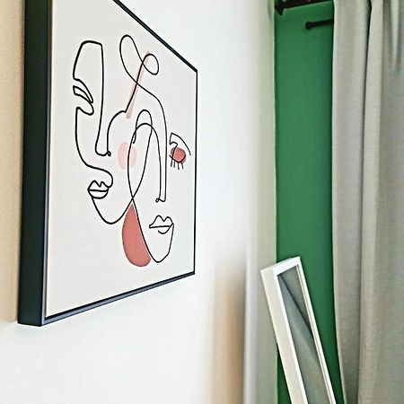 Elegant 1-Bedroom Apartment In Camden Town London Kültér fotó