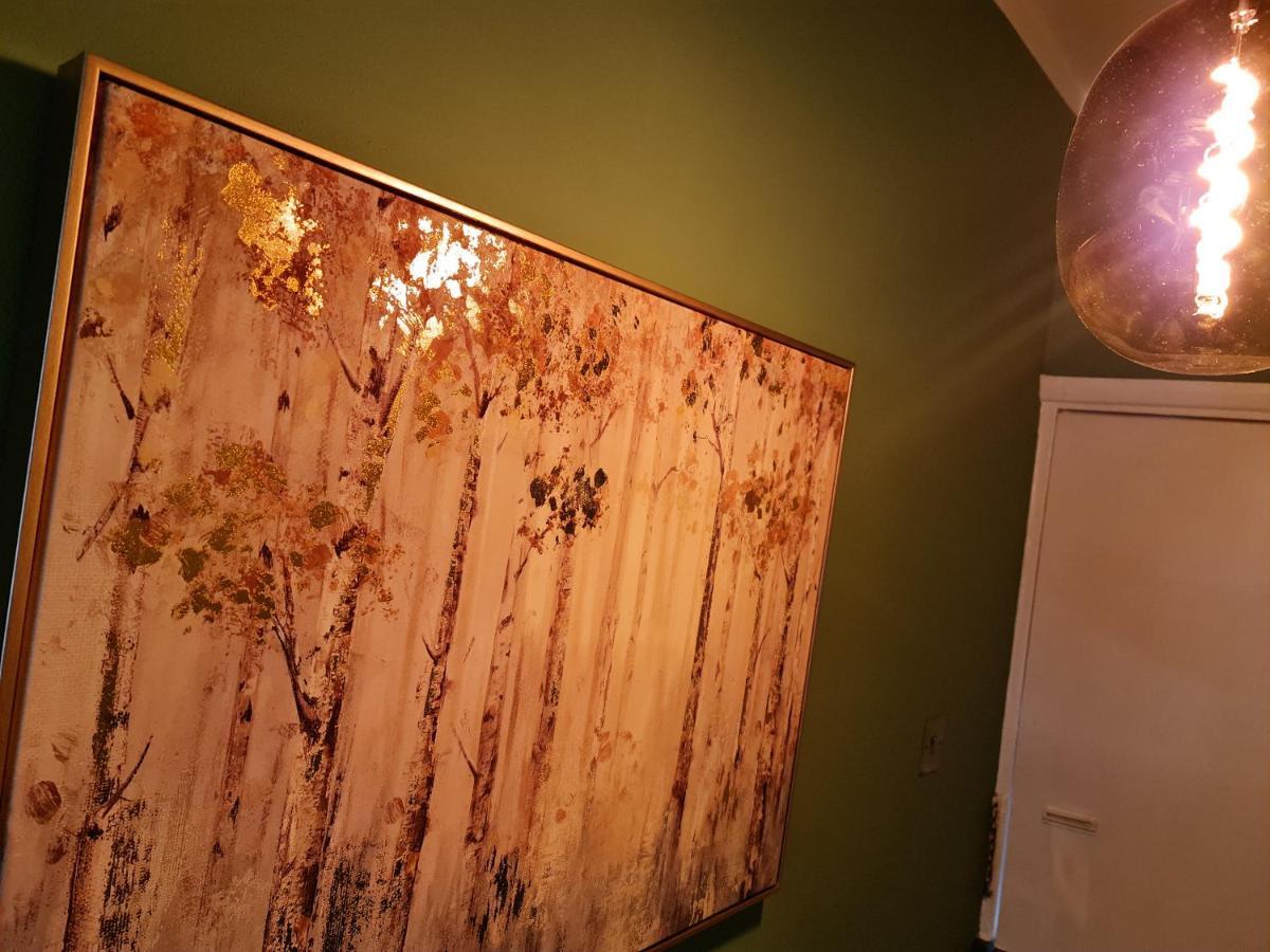 Elegant 1-Bedroom Apartment In Camden Town London Kültér fotó