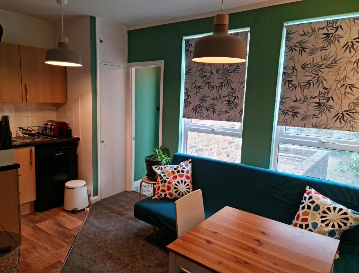Elegant 1-Bedroom Apartment In Camden Town London Kültér fotó