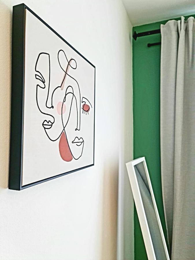 Elegant 1-Bedroom Apartment In Camden Town London Kültér fotó
